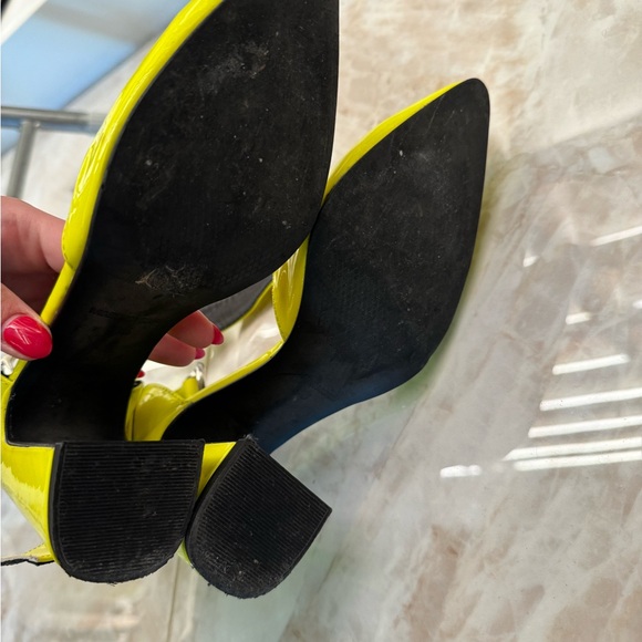 Intervalle neon yellow heels - Picture 6 of 6